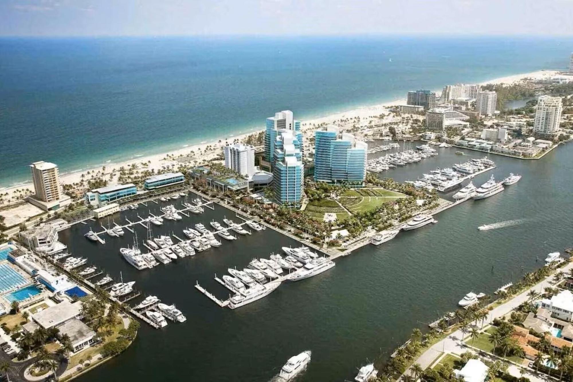 Fort Lauderdale Beach Resort By Vacatia Exterior photo