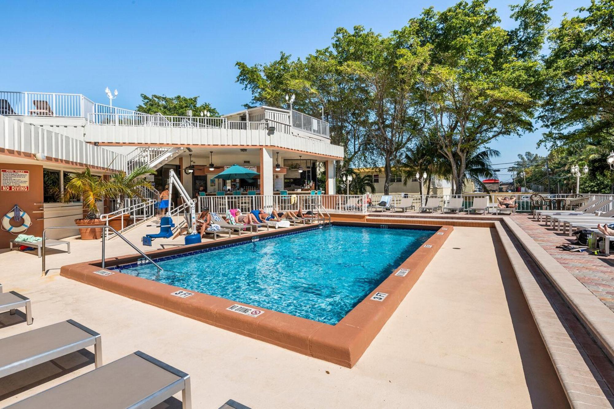 Fort Lauderdale Beach Resort By Vacatia Exterior photo